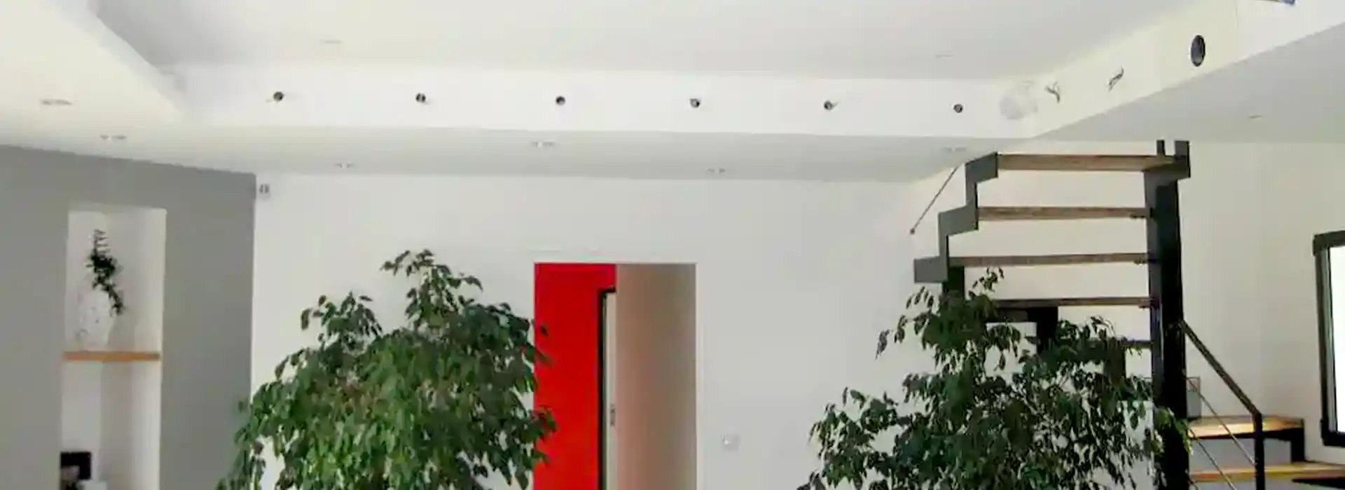 Faux-plafond plaquiste : bien plus qu'un cache-misère — 5 usages ...