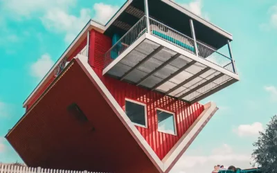 Ces maisons construites dans des endroits impossibles — et ce que ça nous apprend sur l&rsquo;isolation